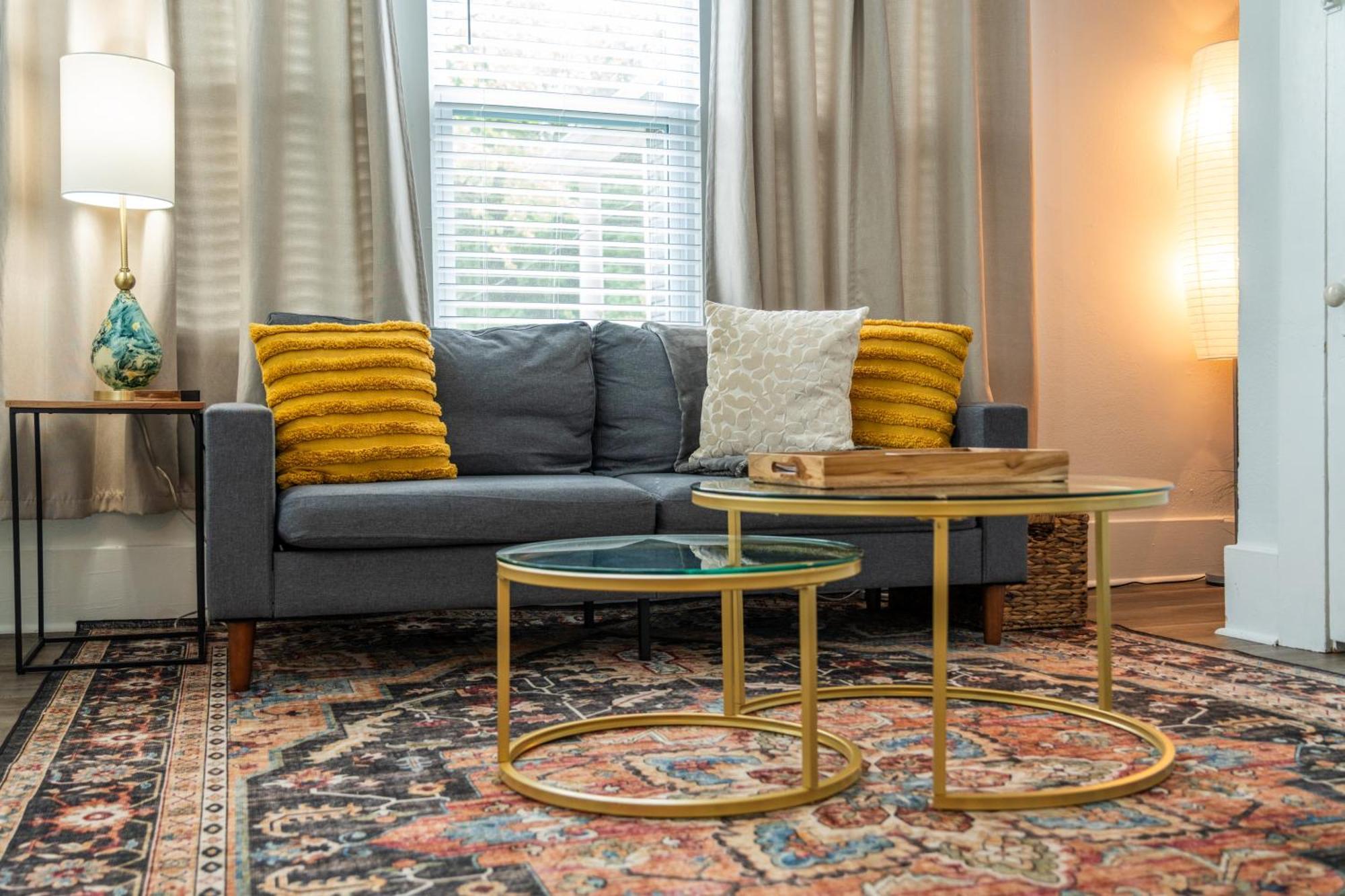 הוט ספרינגס Cedar Blossom Bungalow Is A Cozy Getaway With A 5 Minute Walk To Downtown! מראה חיצוני תמונה